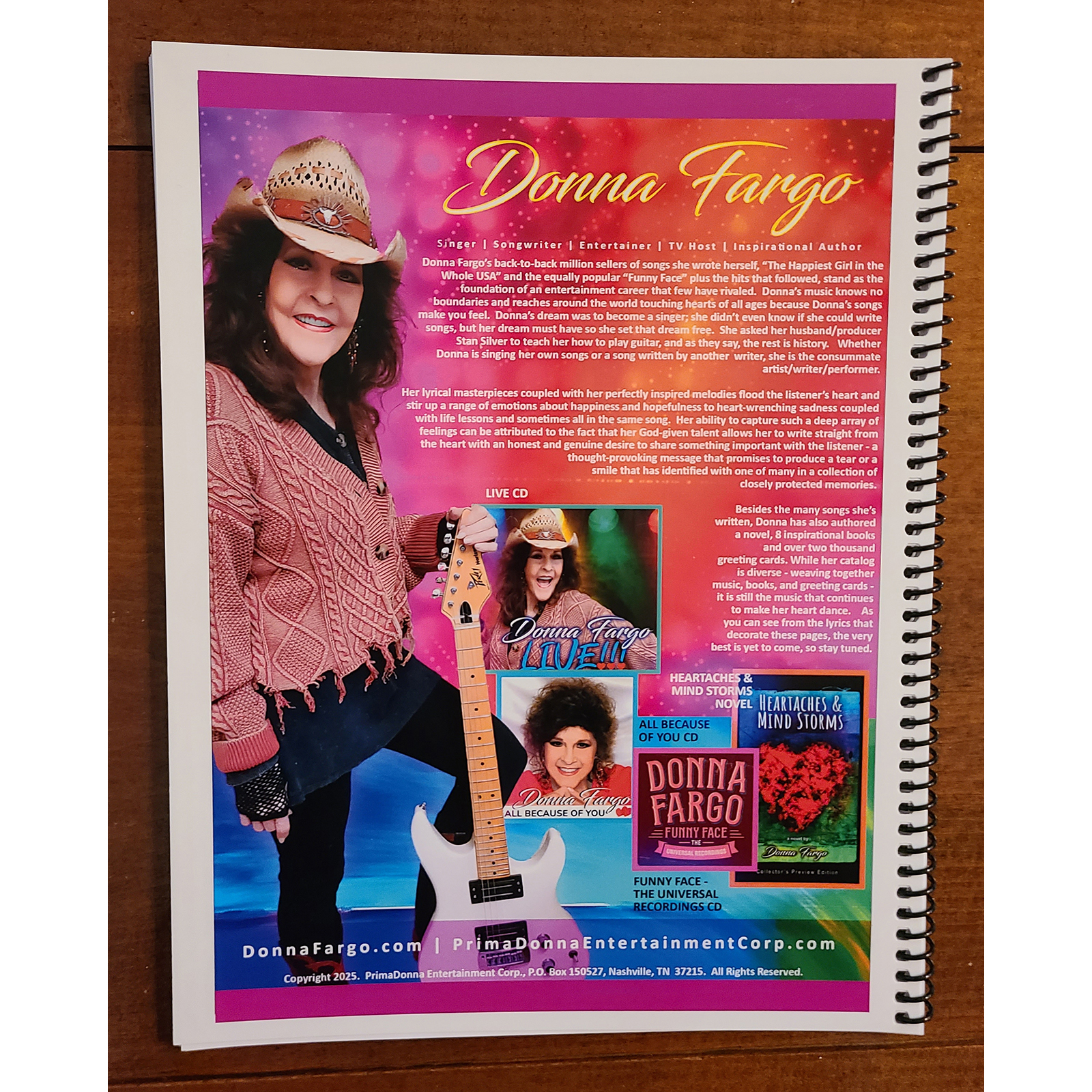 - LOVE YOUR LIFE 2026 Calendar & Blessings Journal by Donna Fargo - Image 3